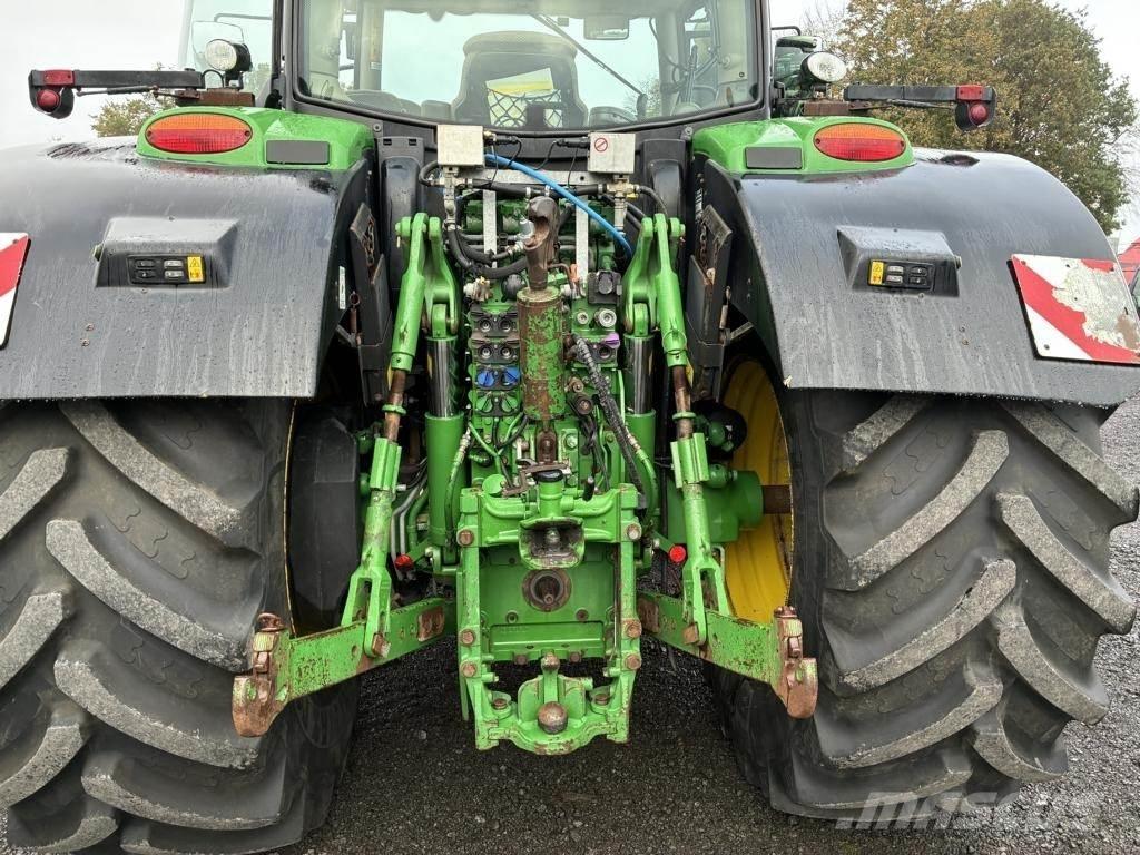 John Deere 6215R Trattori