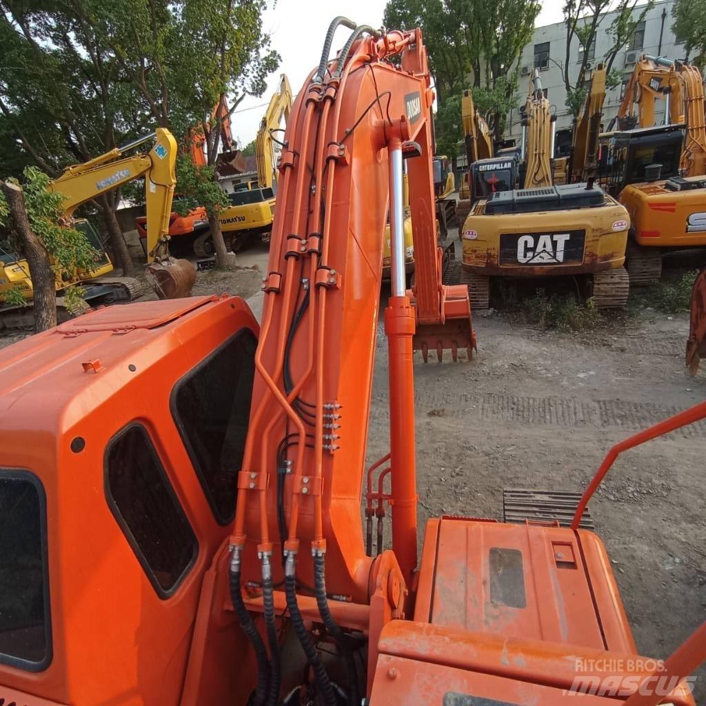 Doosan DH 220 LC-7 Escavatori cingolati