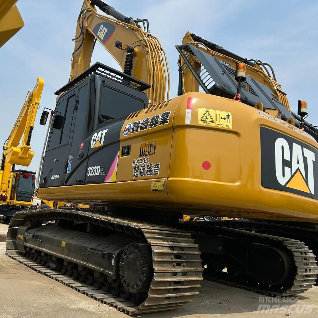 CAT 323D2L Escavatori cingolati