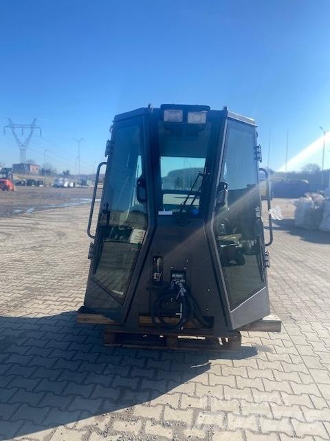CASE D 1650 NEW CAB Cabine e interni