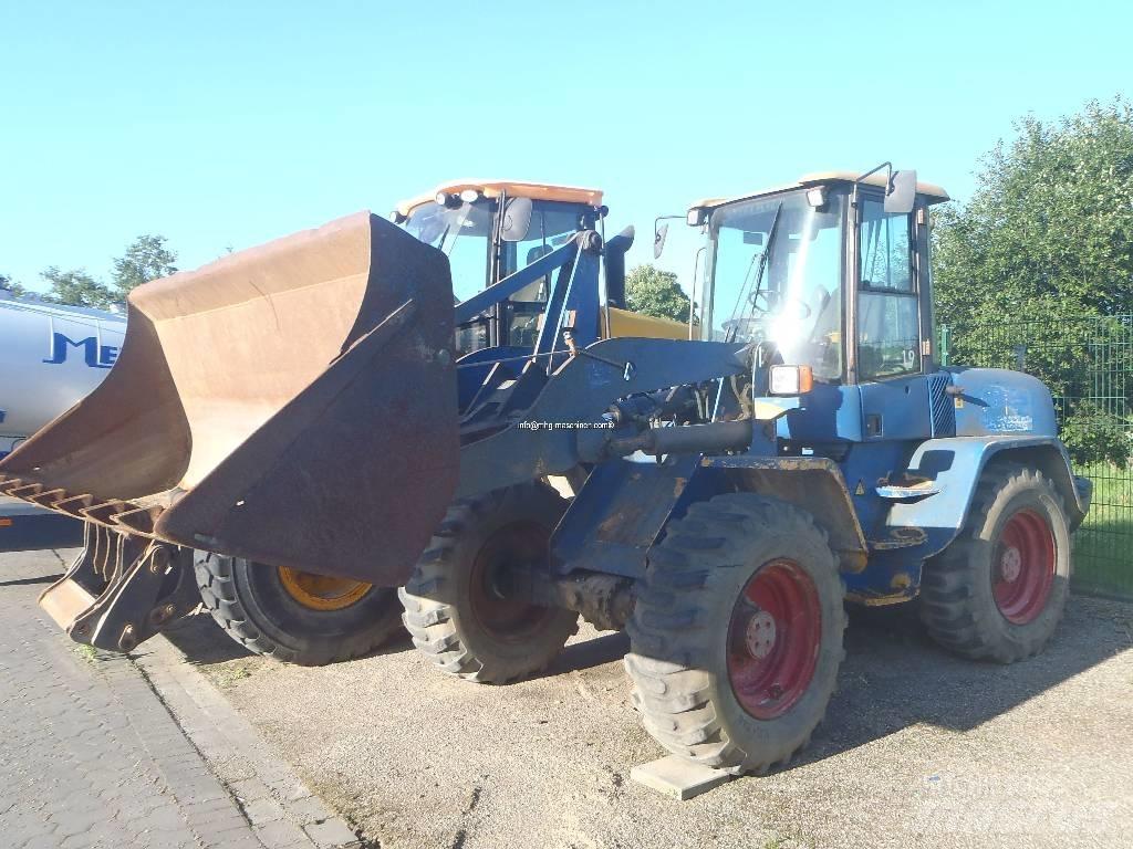Volvo BM L45 defekt Pale gommate