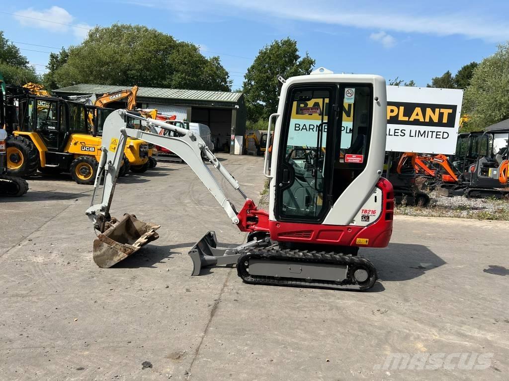 Takeuchi TB 216 Mini Pale Gommate