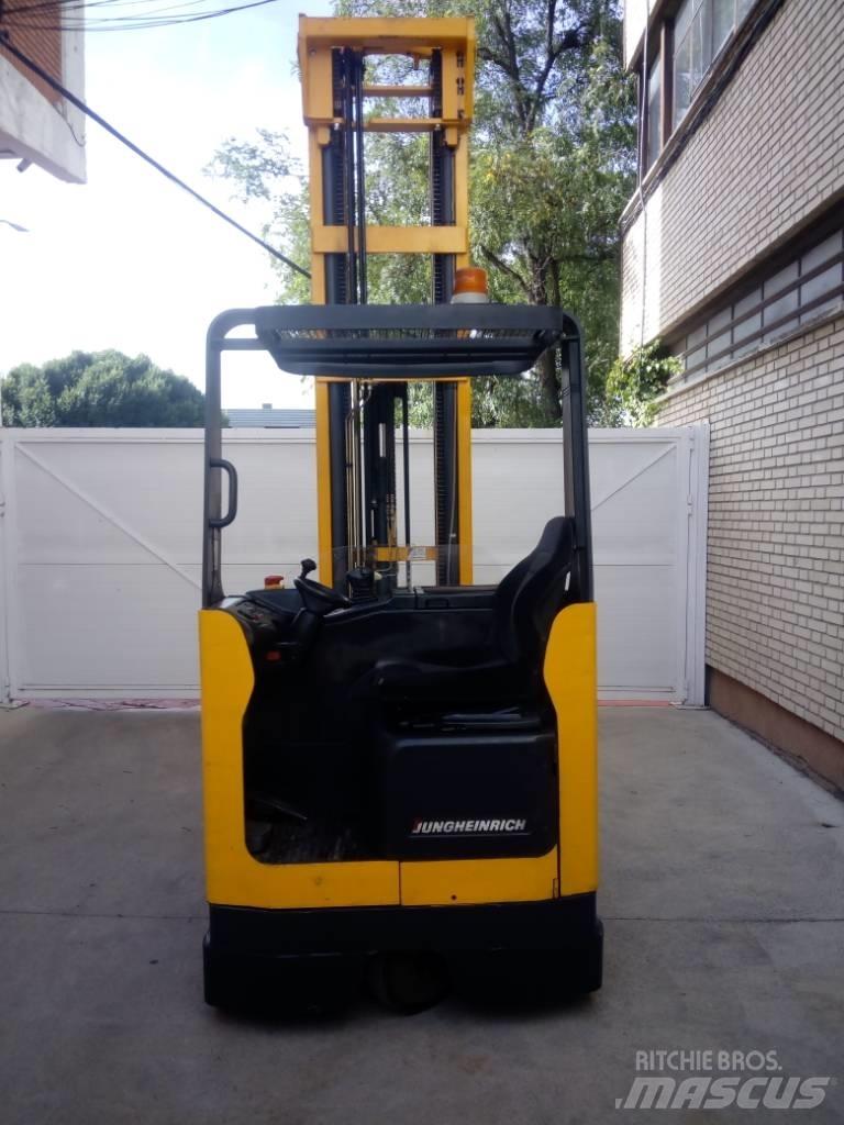 Jungheinrich ETV 220 Carrello retrattile