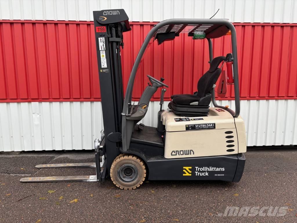 Crown SC3220 Carrelli elevatori elettrici