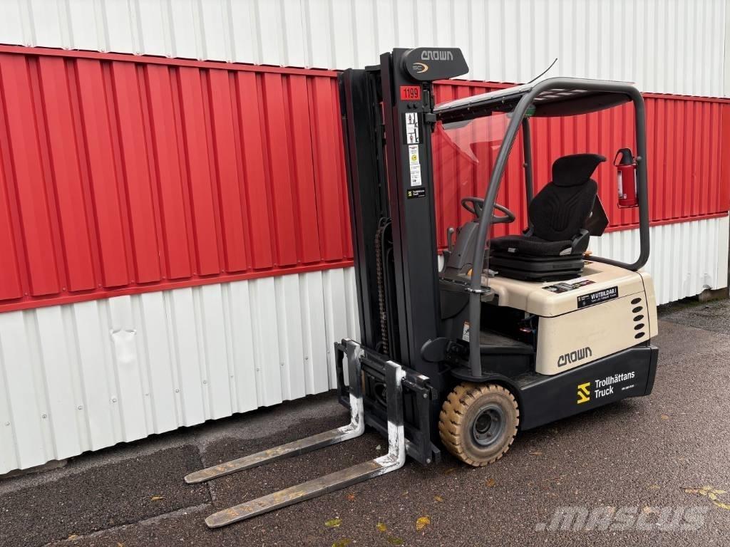Crown SC3220 Carrelli elevatori elettrici