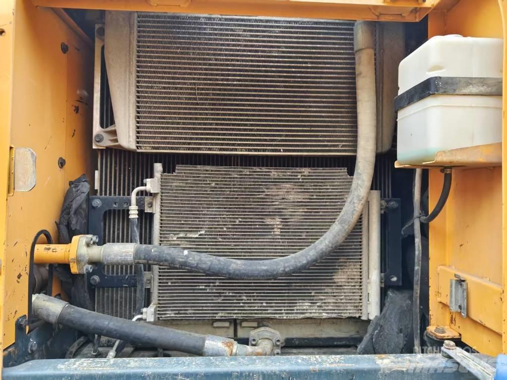 Hyundai R 225LC-9T Escavatori cingolati