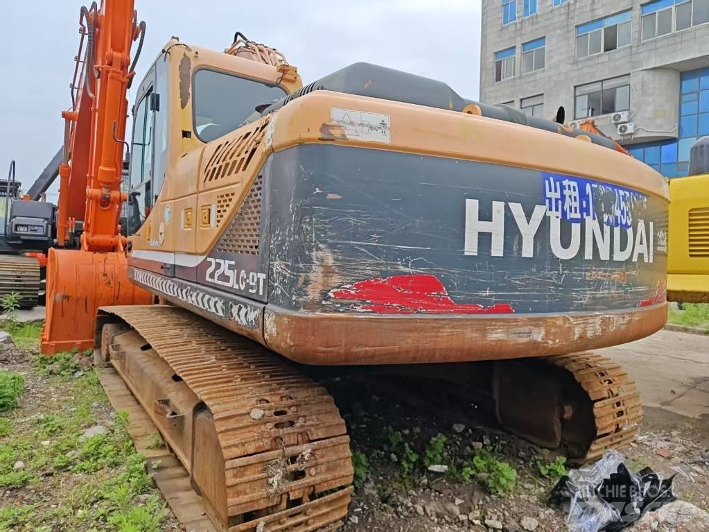 Hyundai R 225LC-9T Escavatori cingolati