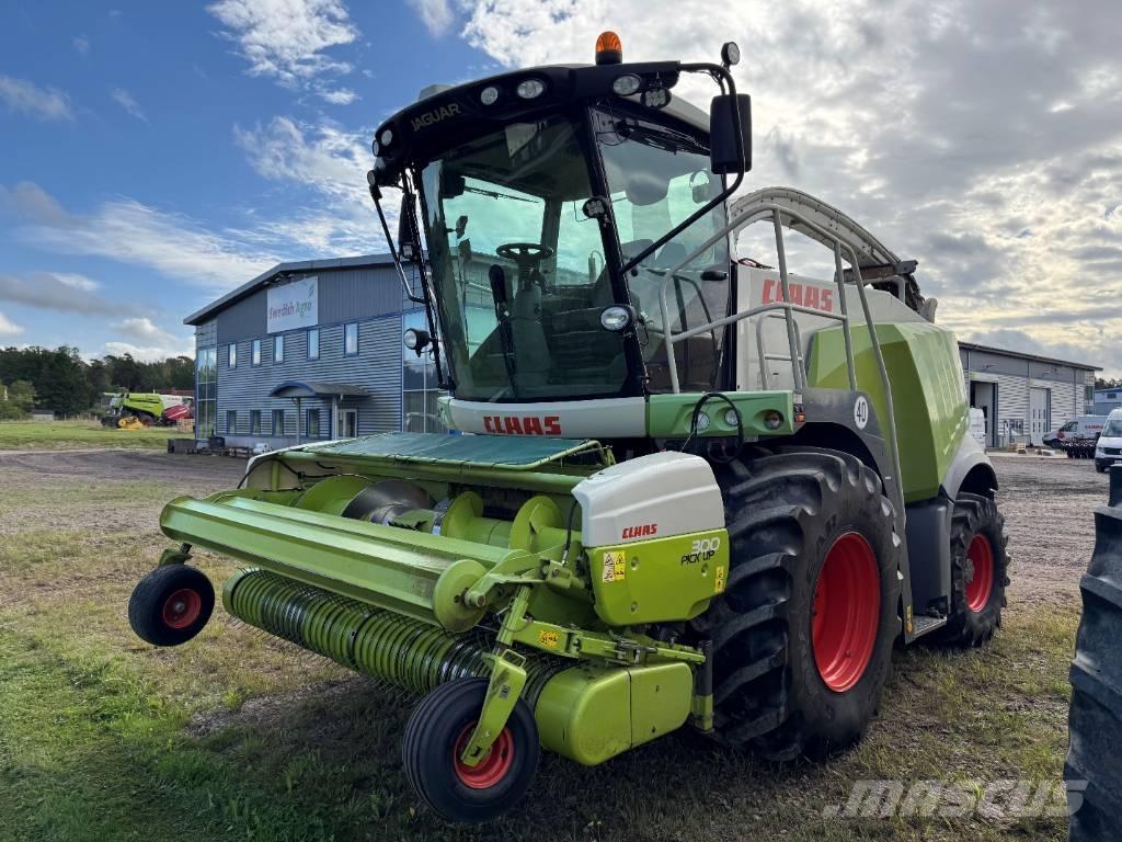 CLAAS Jaguar 930 Trince semoventi