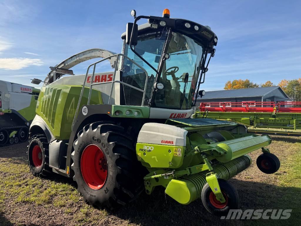 CLAAS Jaguar 930 Trince semoventi