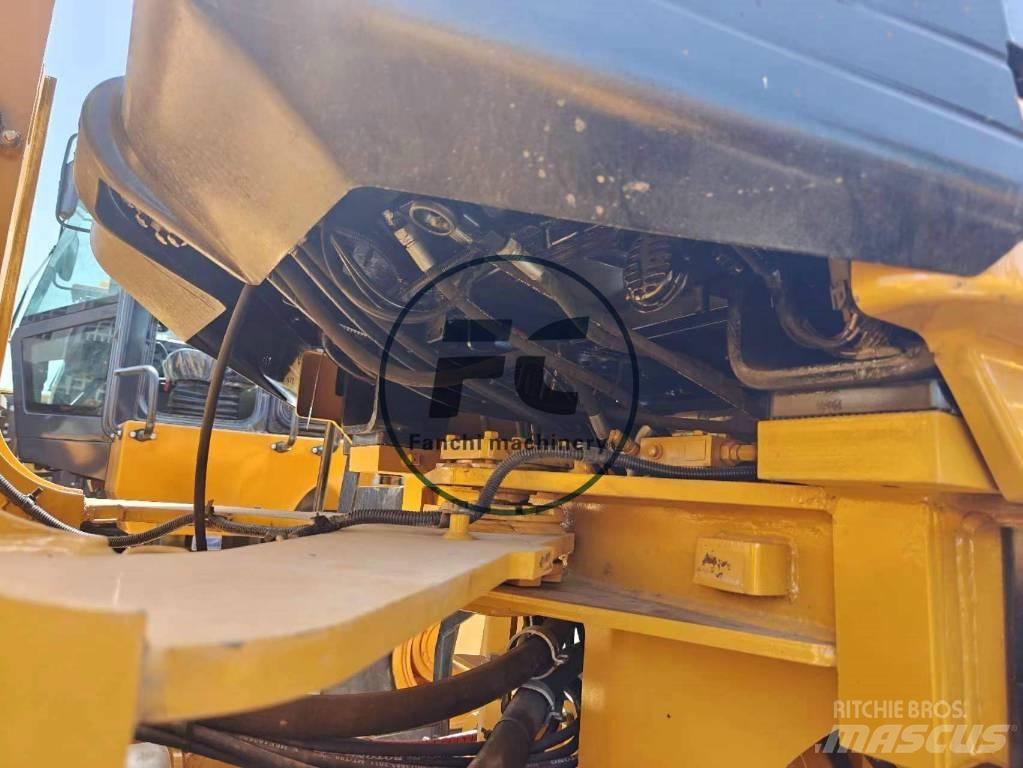 CAT 966 H Pale gommate