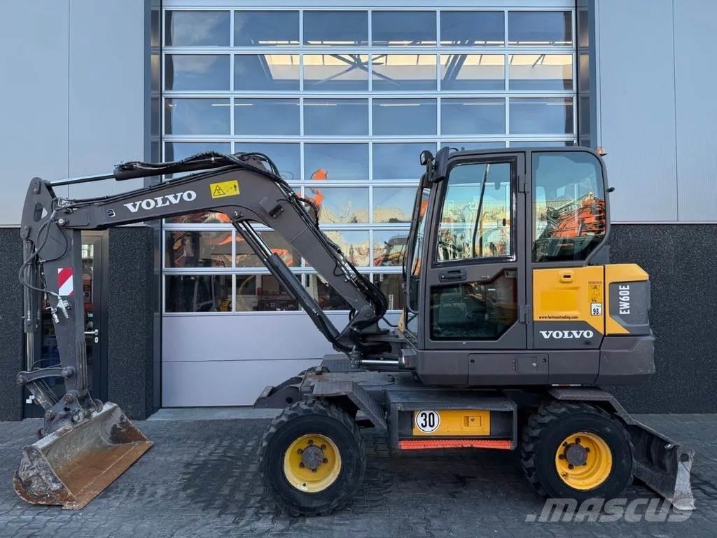 Volvo EW60E Miniescavatori