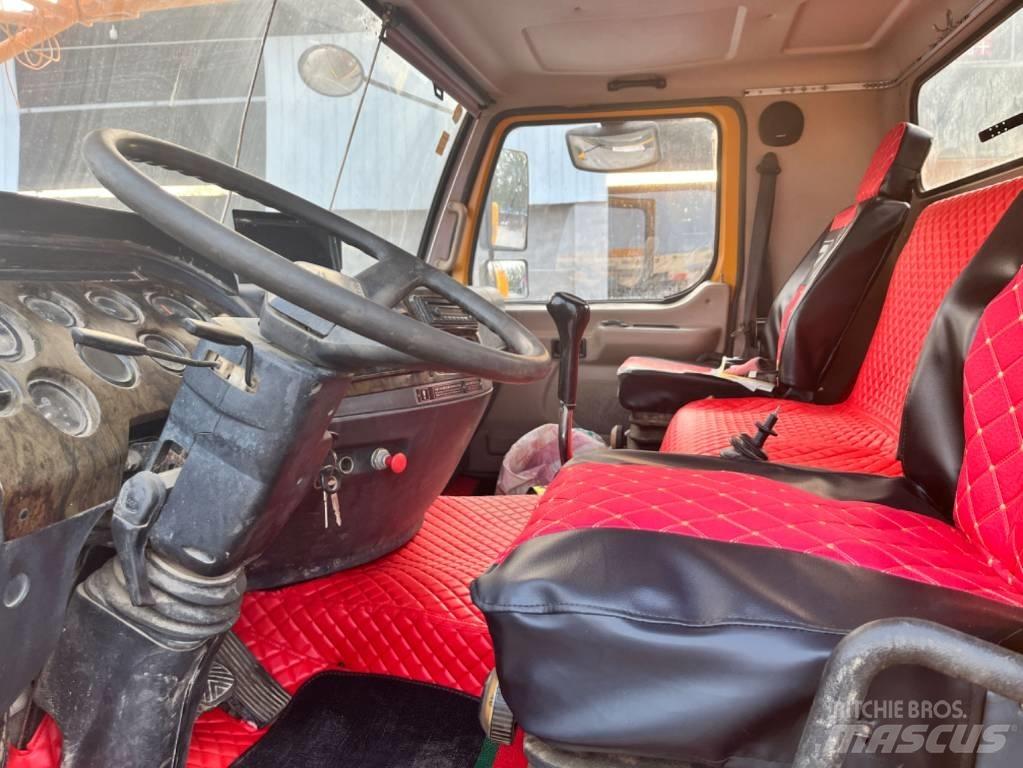 XCMG QY70K-1 Gru per tutti i terreni
