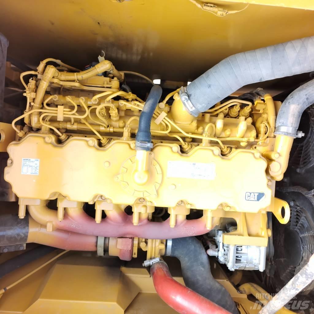 CAT 323GC Escavatori cingolati