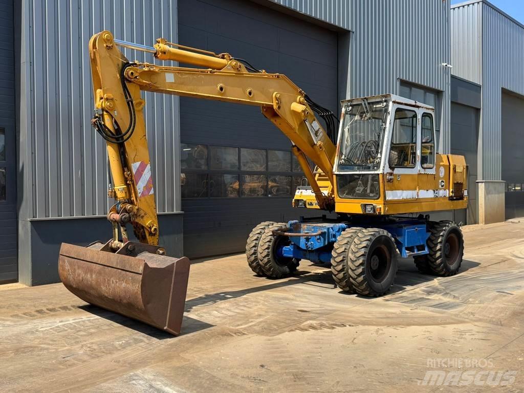 Liebherr A900C Escavatori gommati