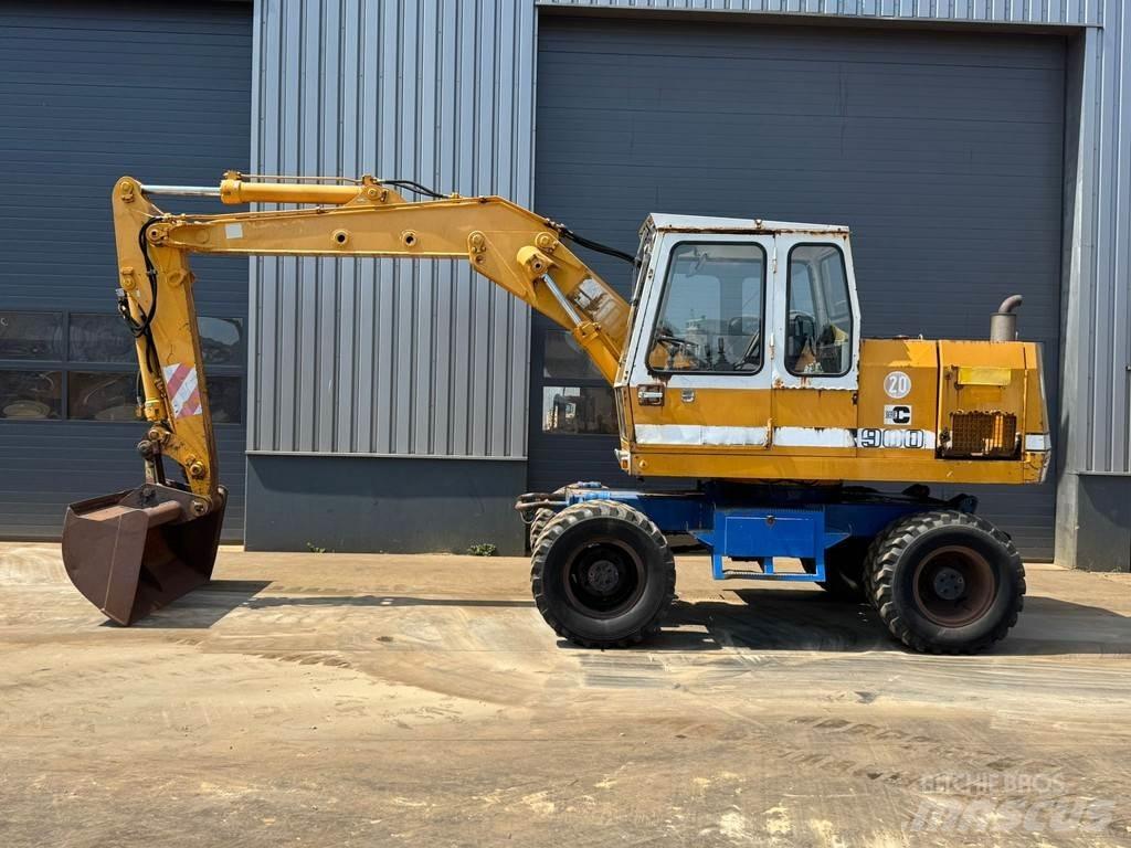 Liebherr A900C Escavatori gommati
