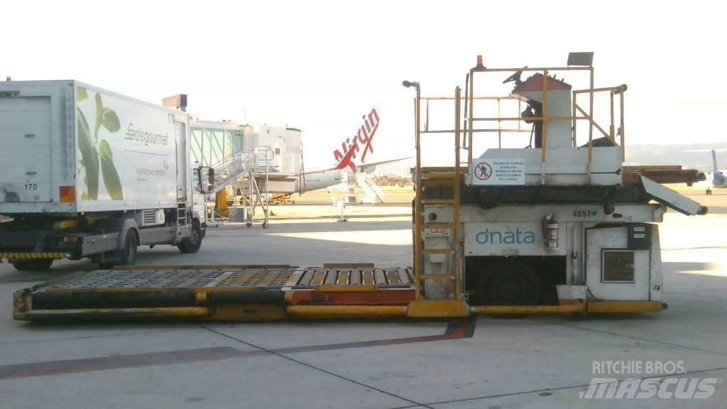 FMC COMMANDER 15I Piattaforme cingolate, Piattaforme a ragno e Montacarichi