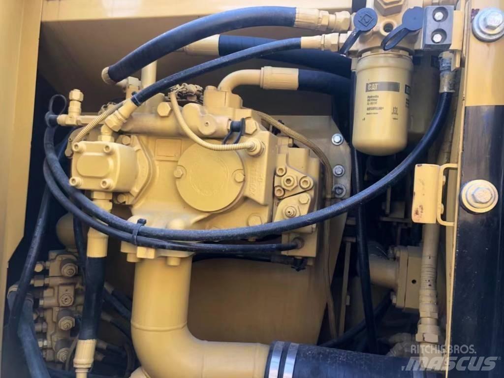 CAT 318C Escavatori cingolati