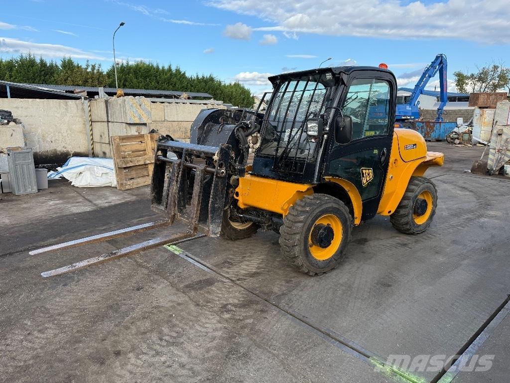 JCB 520-40 Sollevatori telescopici