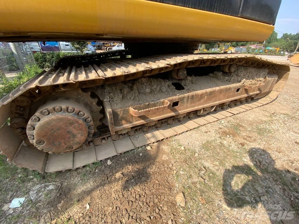 CAT 324D Escavatori cingolati