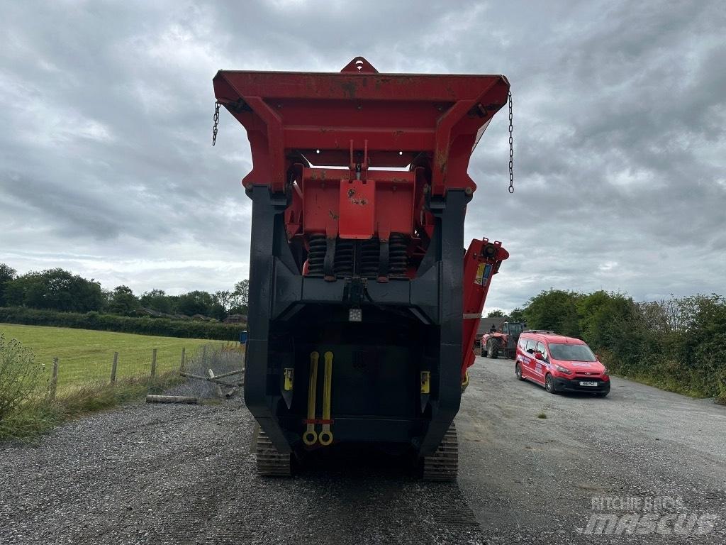 Sandvik QJ 241 Frantoi mobili