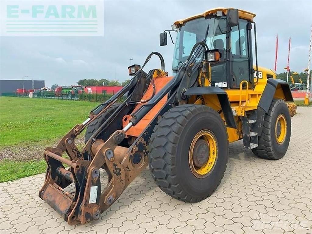 JCB 426e agri ht Miniescavatori