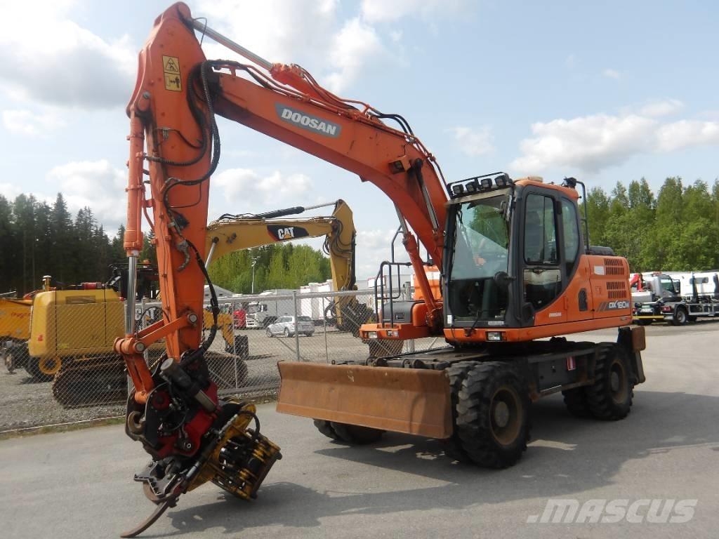 Doosan DX 160 W Escavatori gommati
