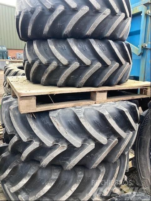 Mitas SET OF TYRES Pneumatici, ruote e cerchioni