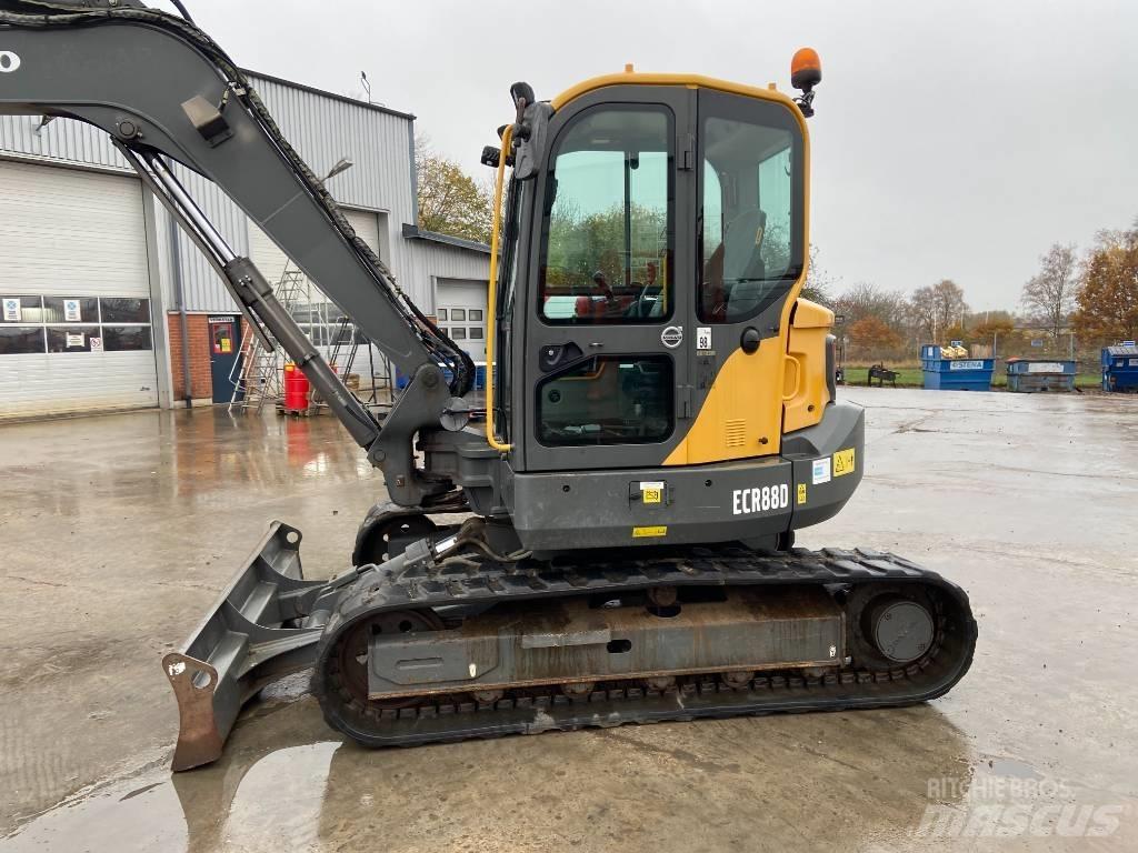 Volvo ECR 88 D / Eslöv Escavatori medi 7t - 12t