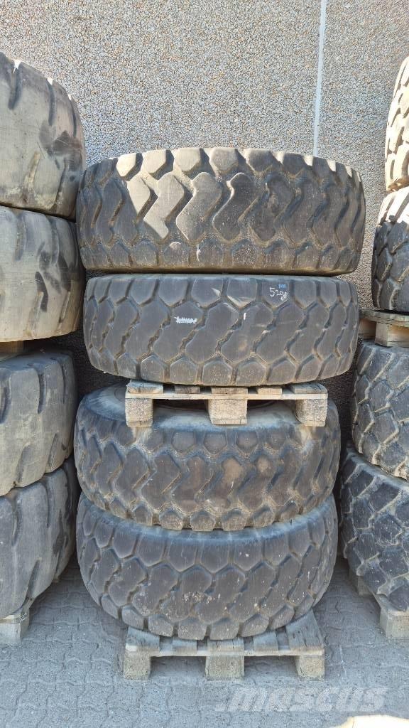 Michelin 17.5R25 XHA Pneumatici, ruote e cerchioni