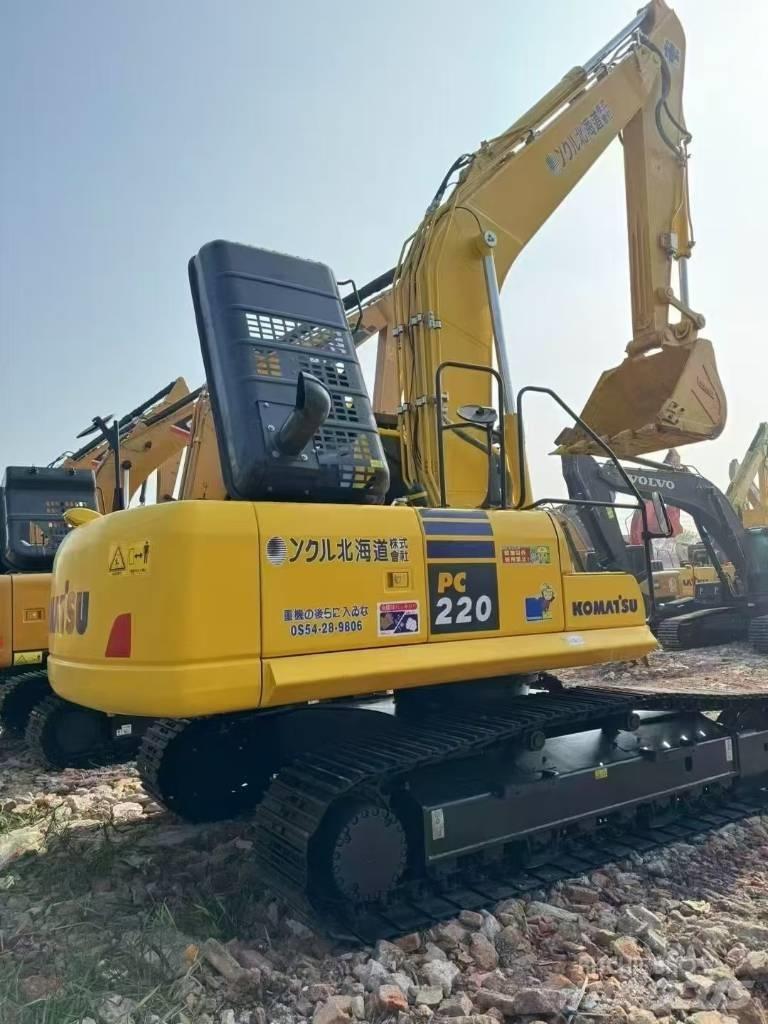 Komatsu PC 220 Escavatori cingolati