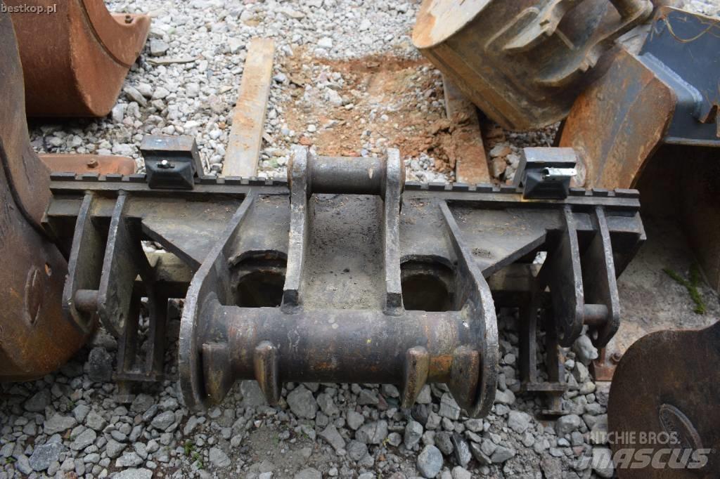 Komatsu PW118MR-11 Escavatori gommati
