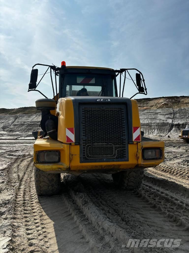 Bell B 25 Dumpers articolati