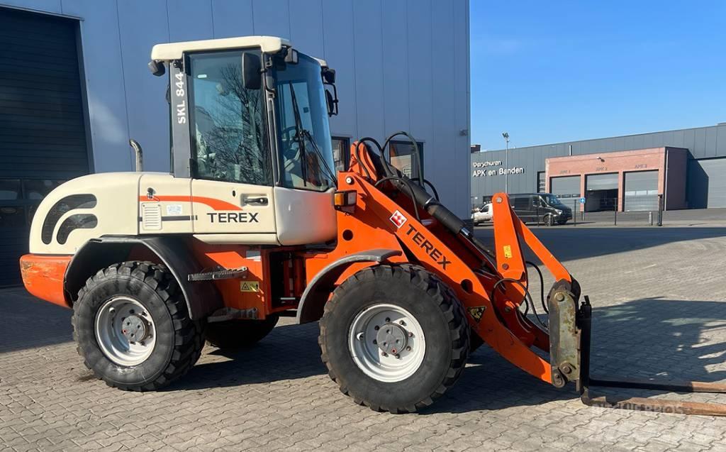 Schaeff SKL 844 Pale gommate