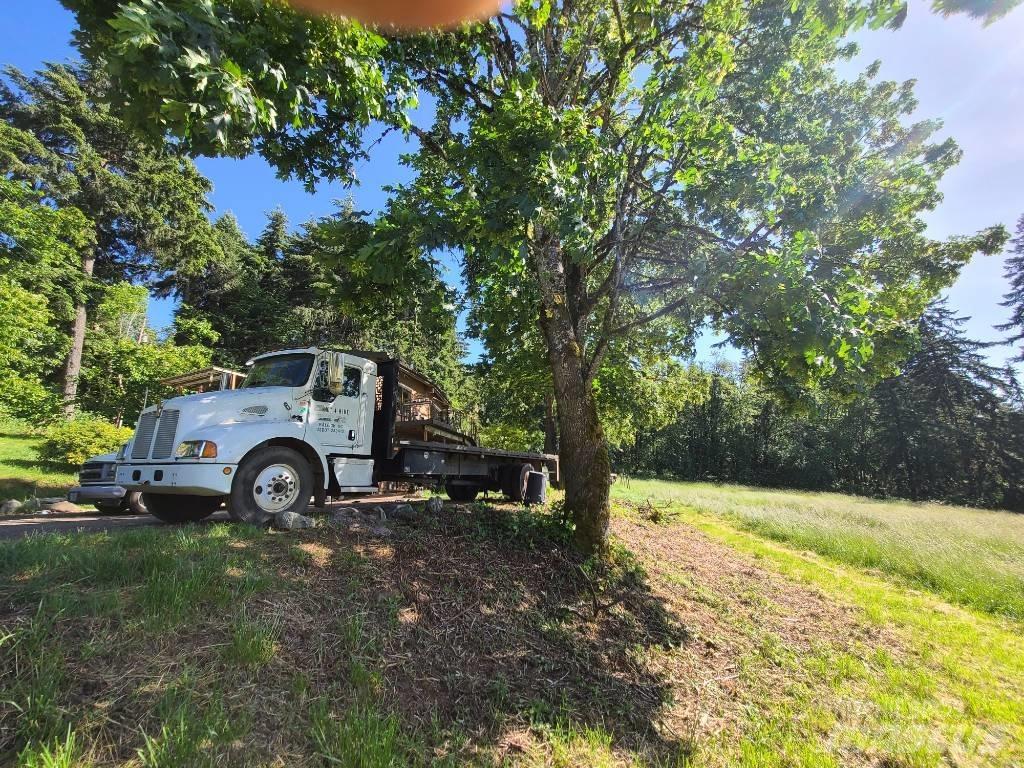 Kenworth T 300 Camion con sponde ribaltabili