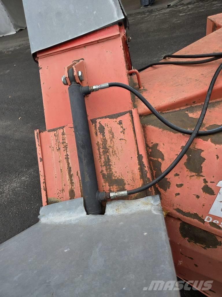 Esko LL 312 Spazzaneve