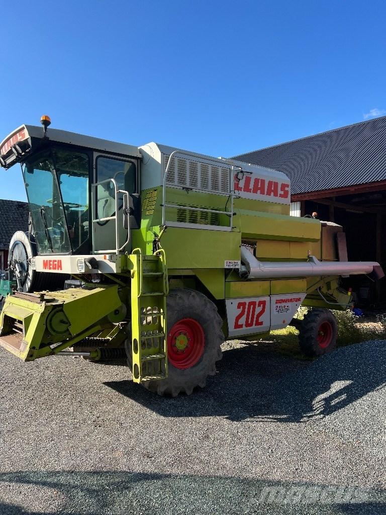 CLAAS Mega 202 Mietitrebbiatrici