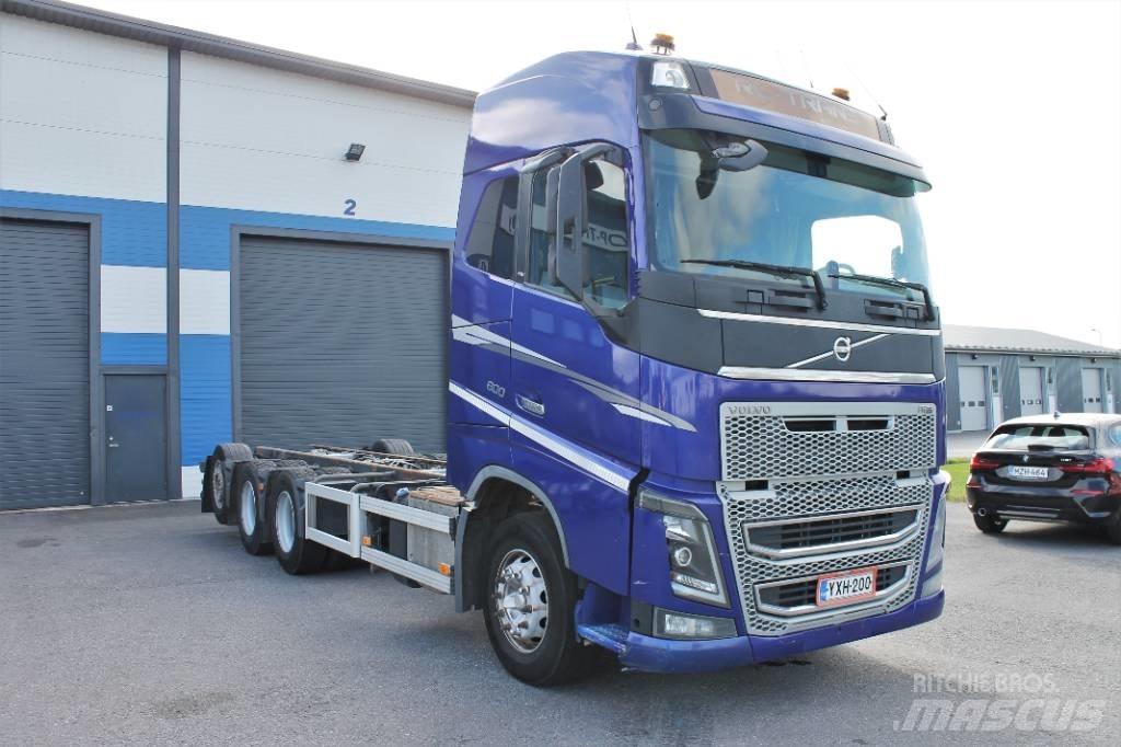 Volvo FH16 600  8x4*4 Autocabinati