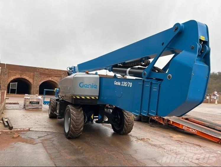 Genie ZX 135/70 Piattaforme a braccio articolato