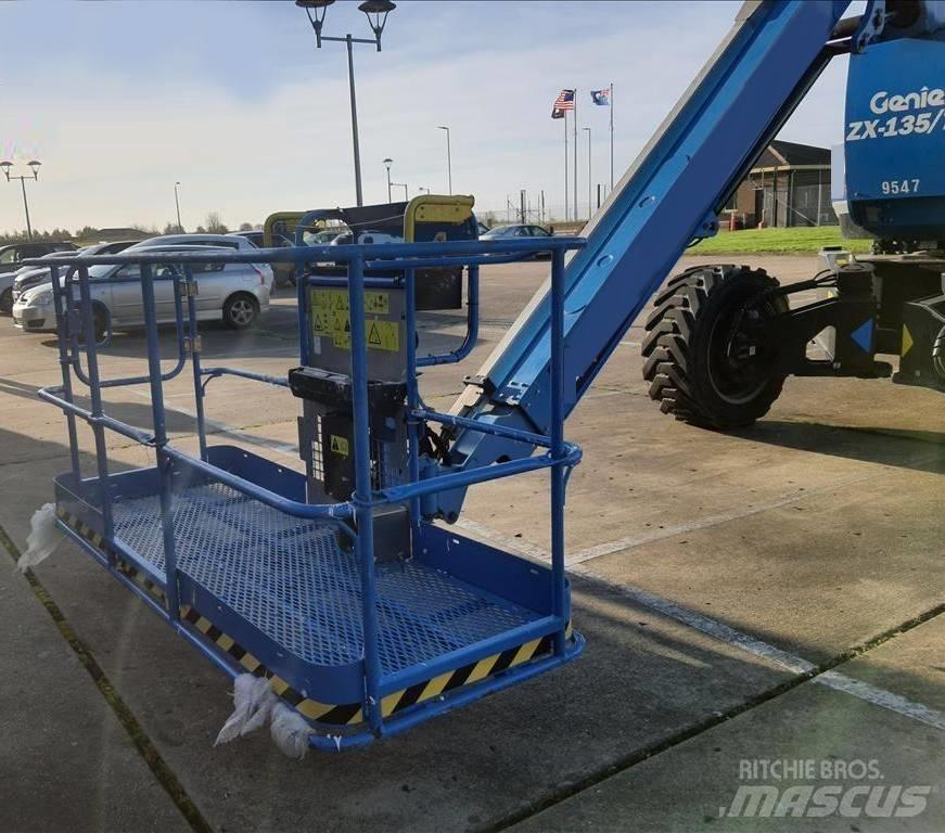 Genie ZX 135/70 Piattaforme a braccio articolato