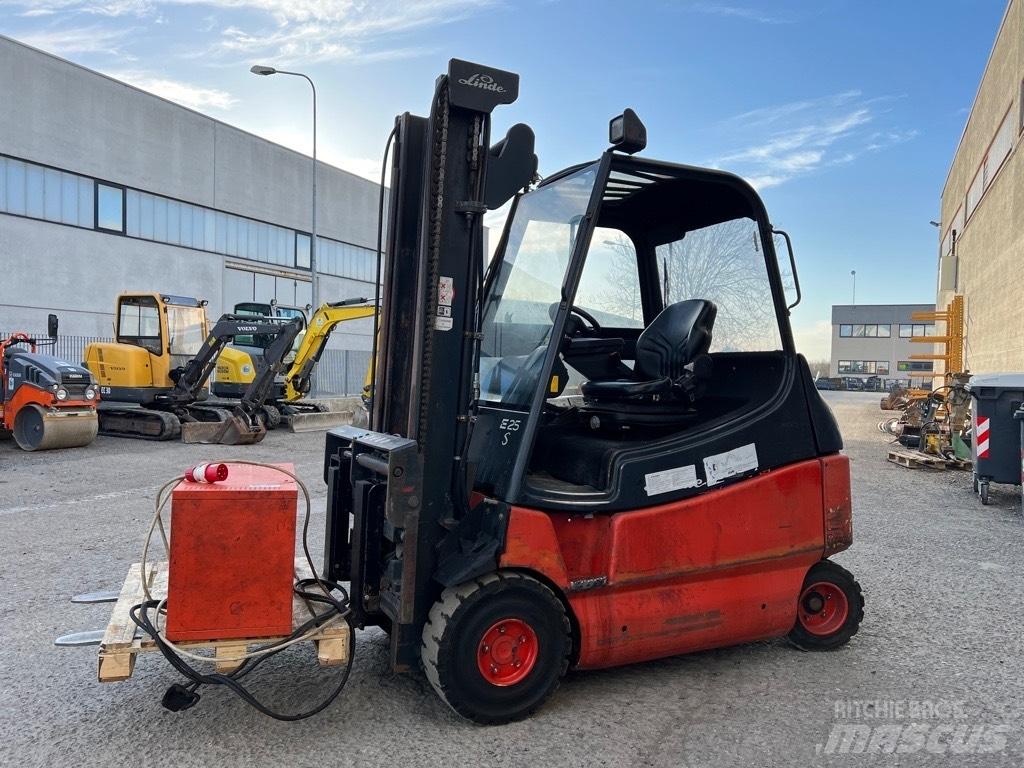 Linde E 25 Carrelli elevatori elettrici