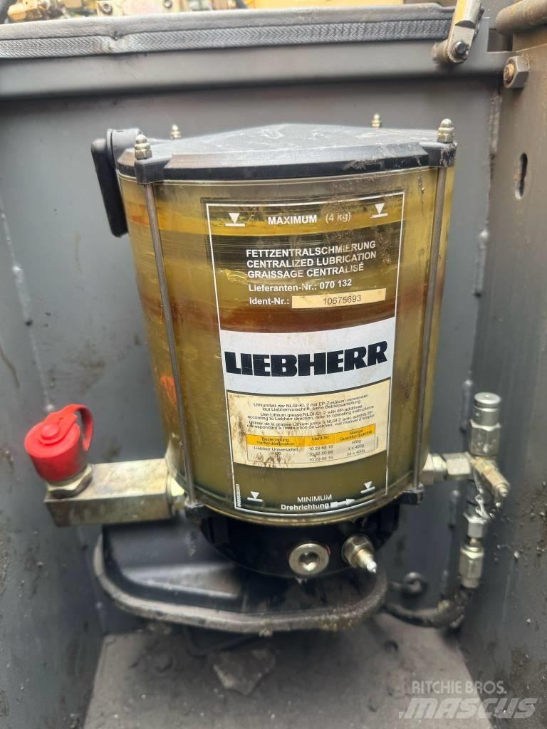 Liebherr LH 22 C Movimentazione rifiuti