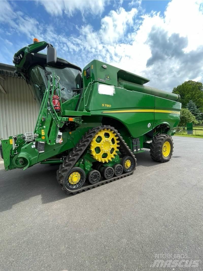 John Deere S780i Mietitrebbiatrici