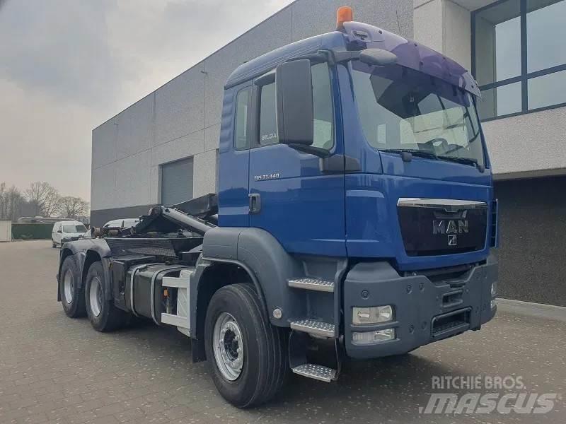 MAN TGS 33.440 Camion con gancio di sollevamento