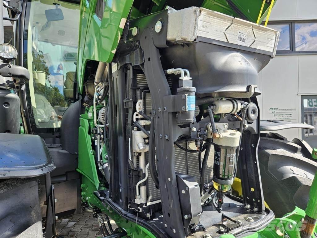 John Deere 6R195 Trattori