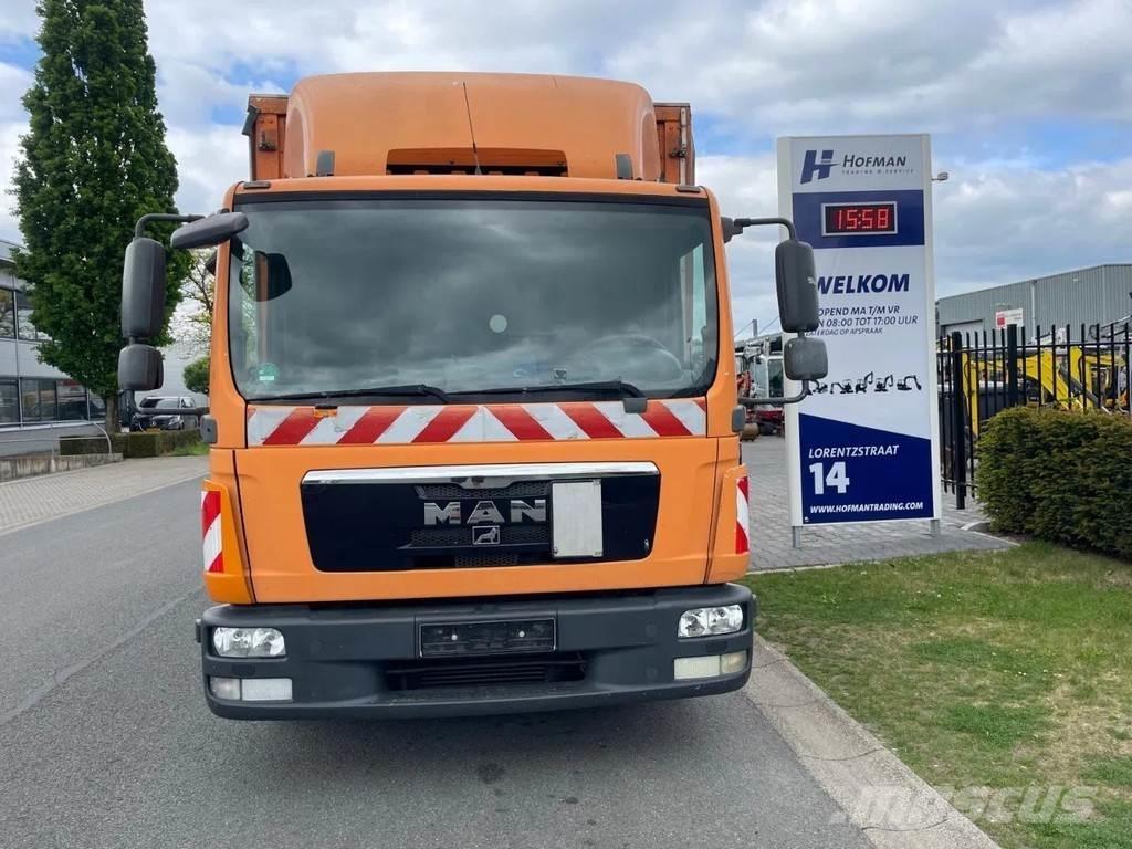 MAN TGL 8.220 Camion con sponde ribaltabili