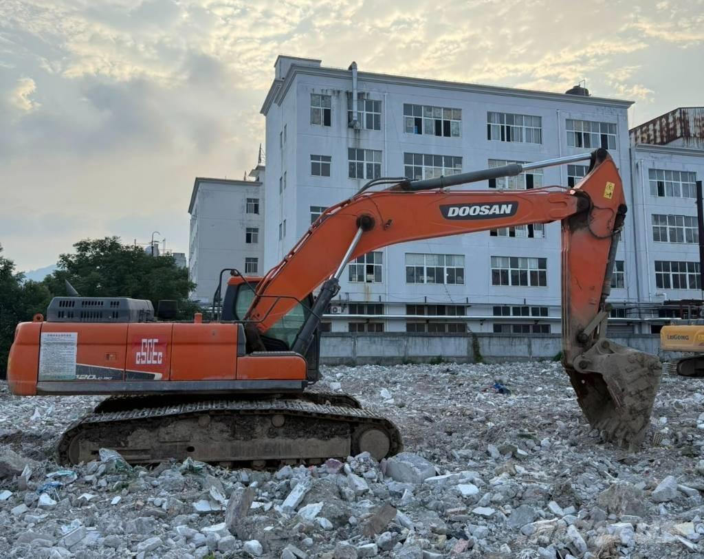 Doosan DX380LC-9C Escavatori cingolati
