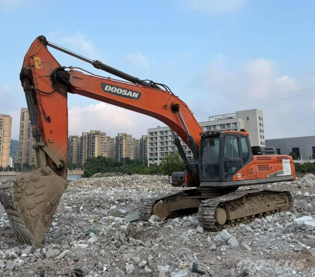 Doosan DX380LC-9C Escavatori cingolati