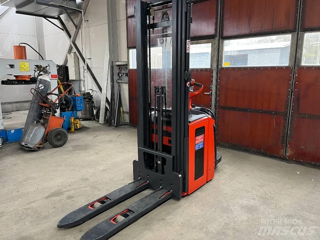 Linde L14AP Carelli stoccatori  automatici-usati