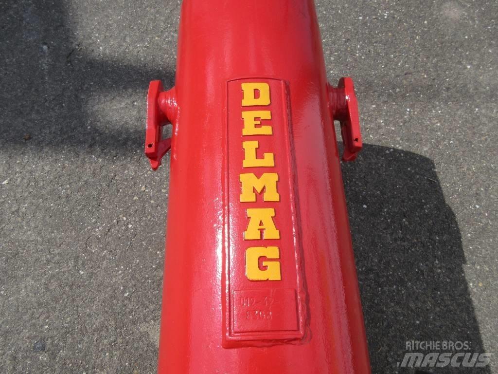 Delmag D12-32 Martelli Diesel