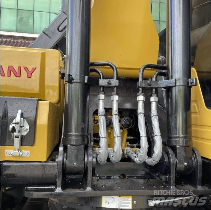 Sany SY215C Escavatori cingolati